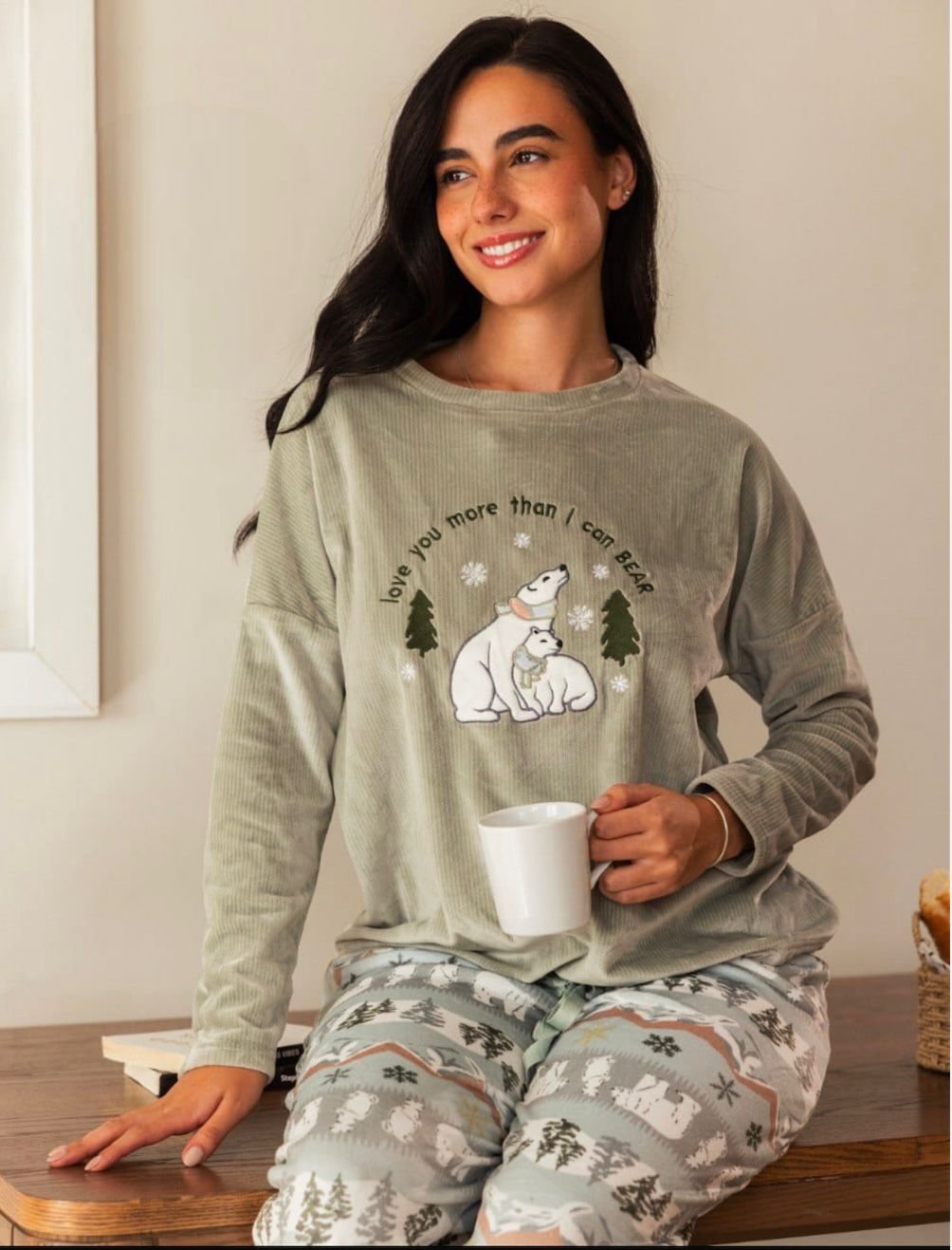 T-shirt and pantalon Pajma