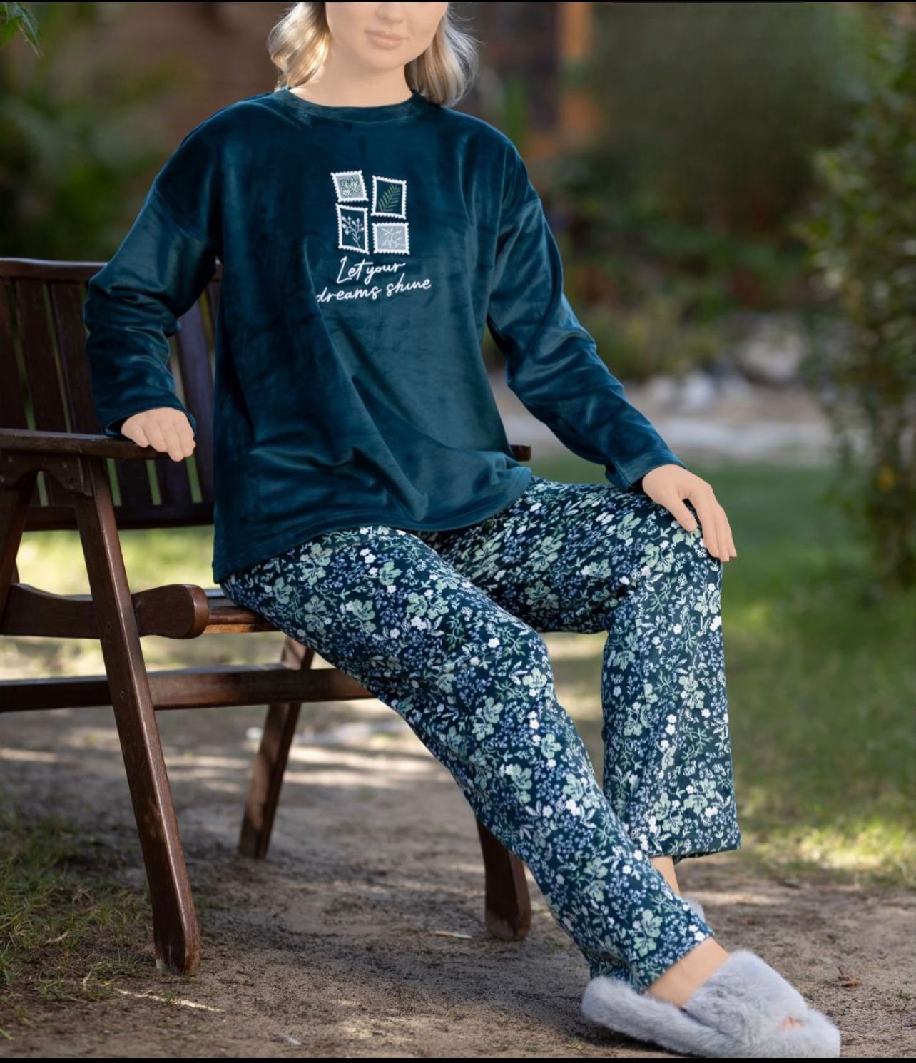 T-shirt and pantalon Pajma