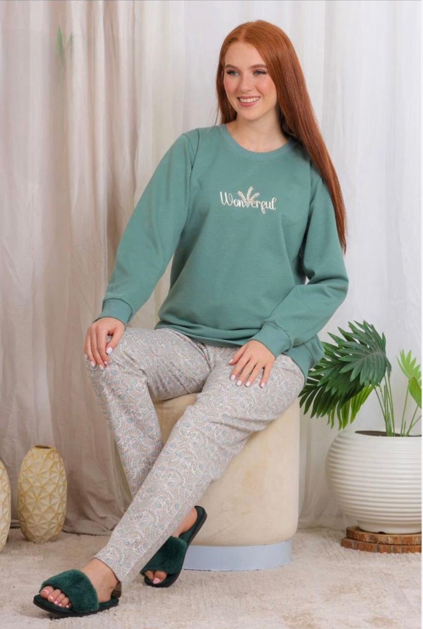 T-shirt and pantalon Pajma