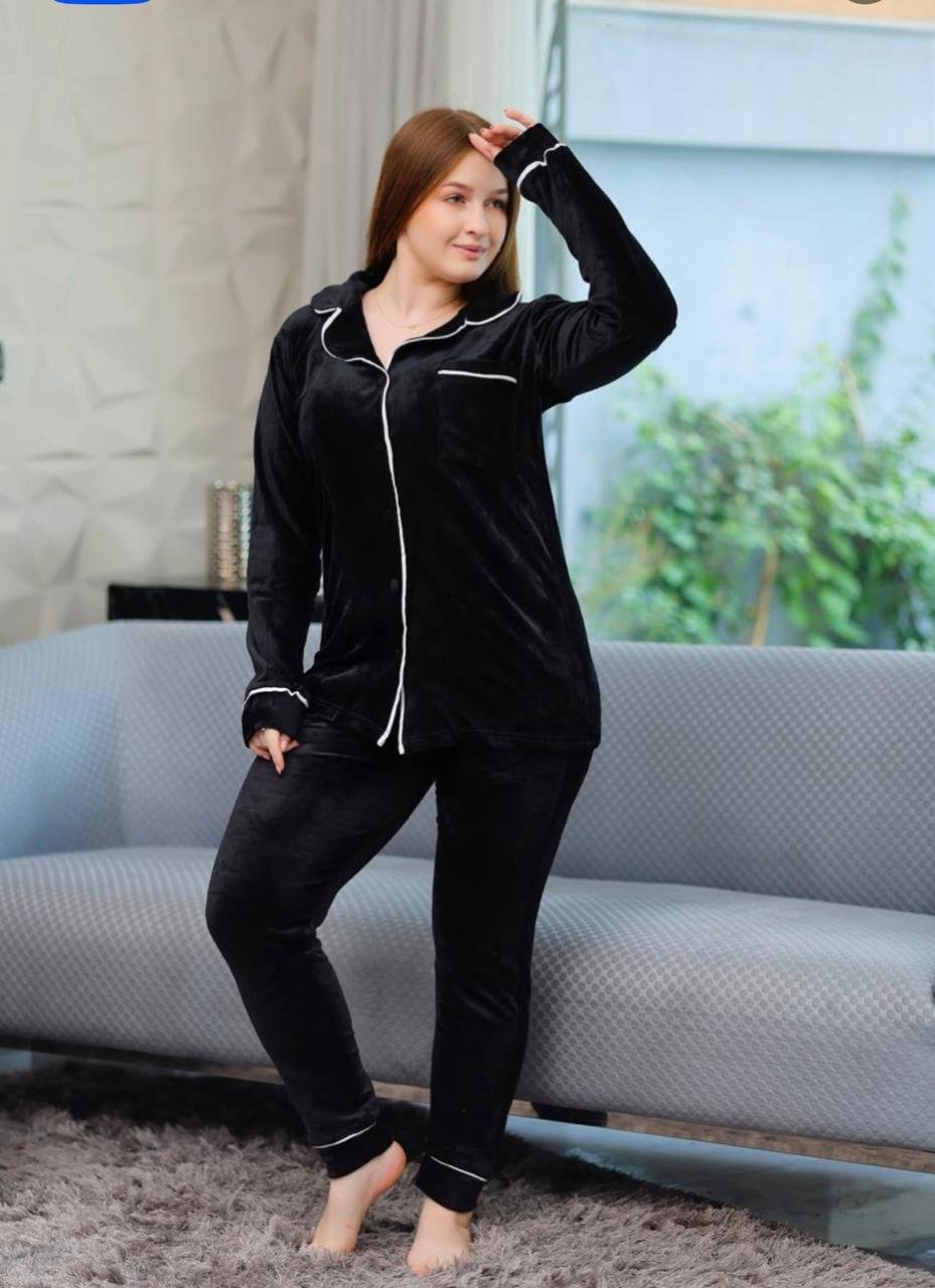 T-shirt and pantalon Pajma