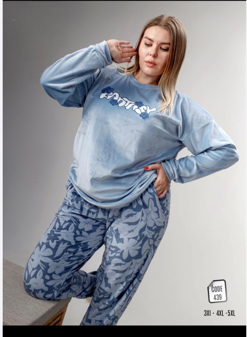 T-shirt and pantalon Pajma