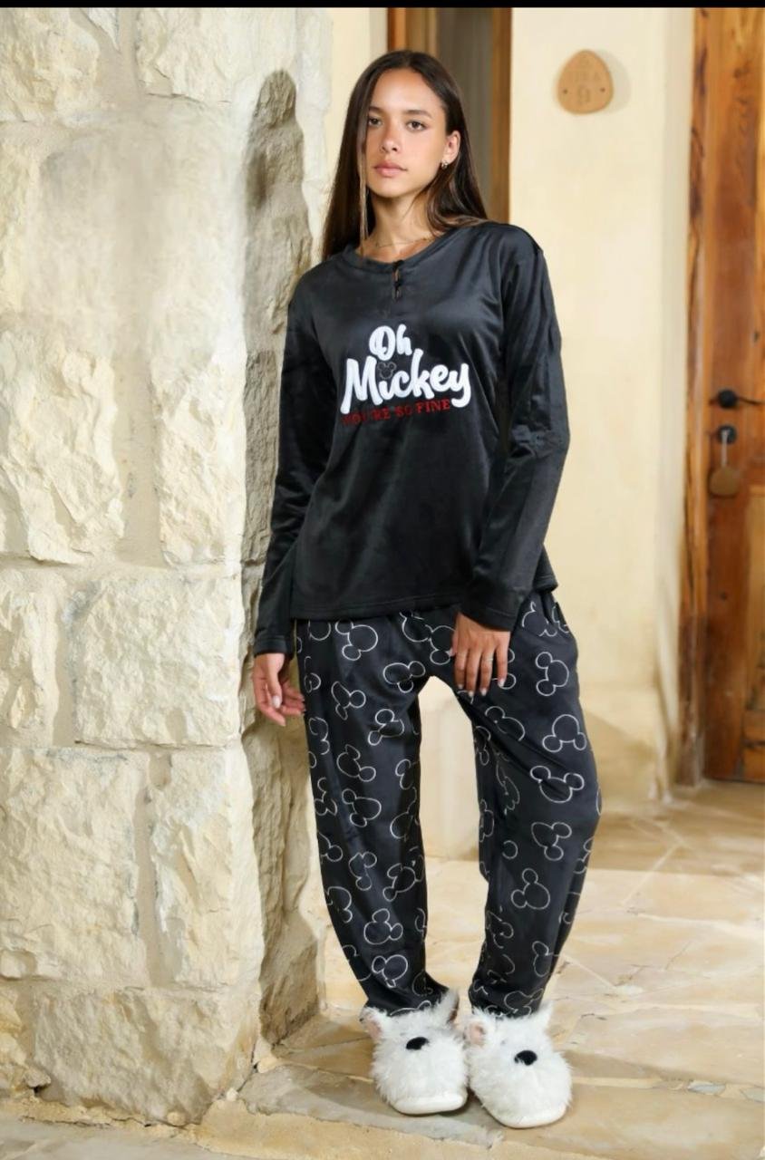 T-shirt and pantalon Pajma